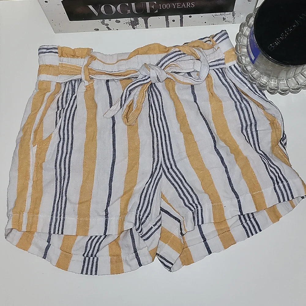 Never worn*Rewind linen vertical striped shorts, with yellow, denim blue and whi